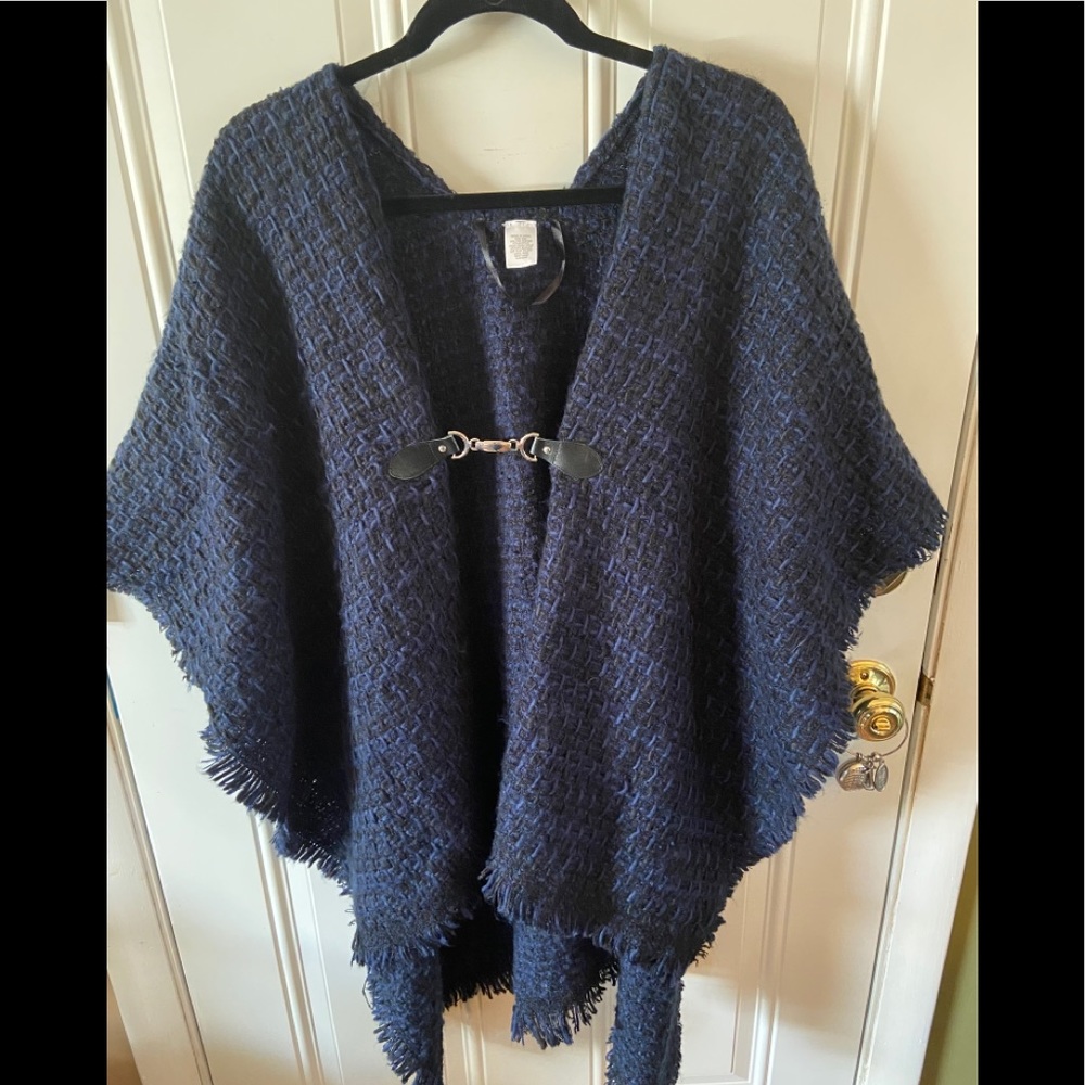 Women’s Toggle Poncho